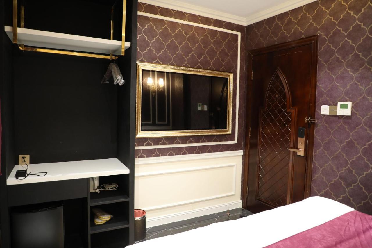 הו צ'י מין סיטי Enjoy Hotel 7 מראה חיצוני תמונה